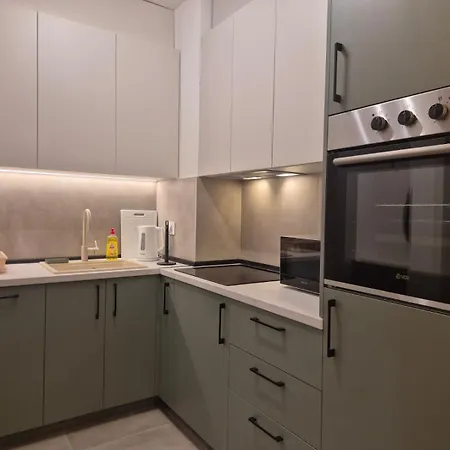 Lastavica Residence, Modern Luxury With Garage