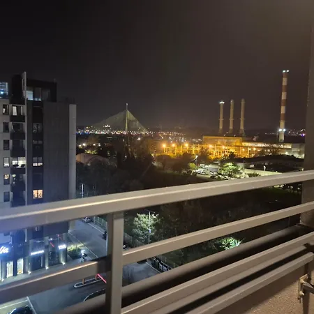 Lastavica Residence, Modern Luxury With Garage * ベオグラード